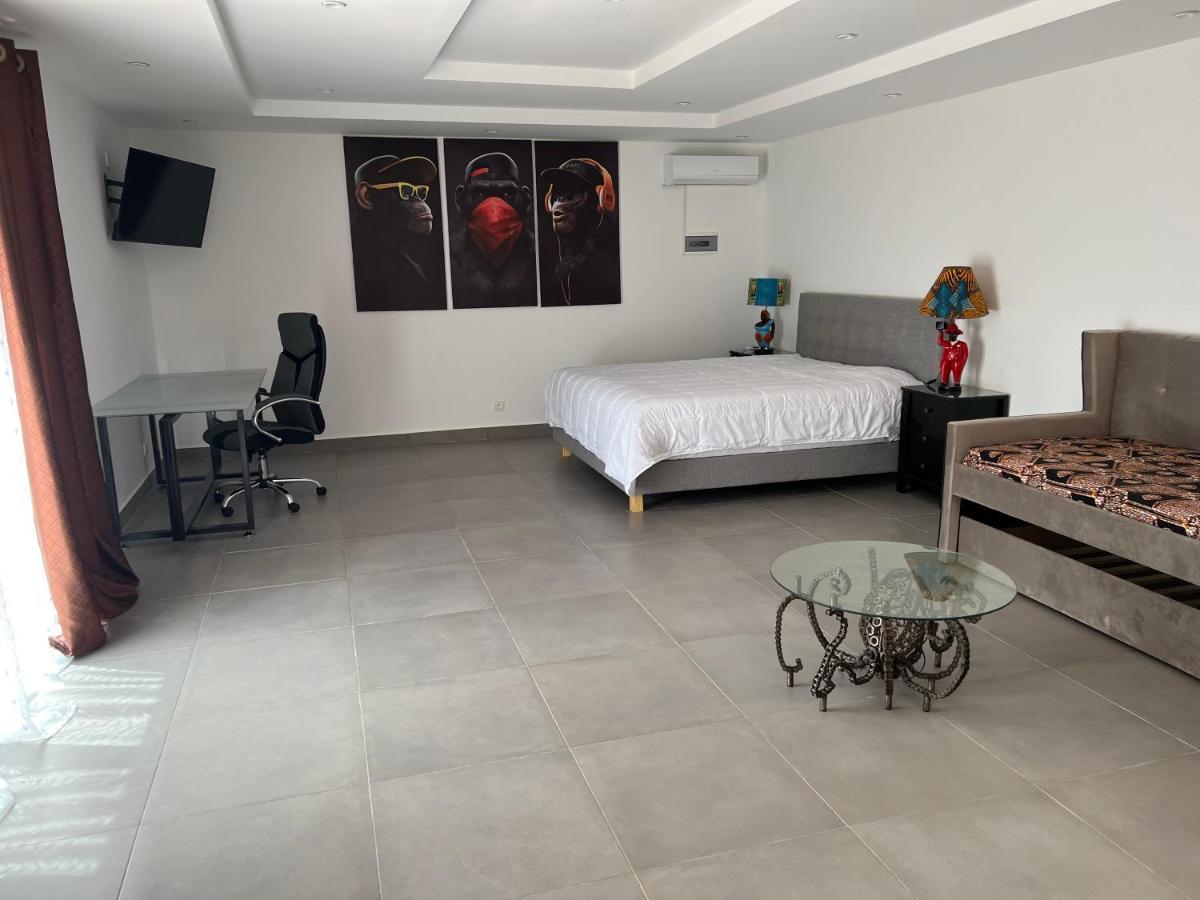 Chez Lilie Maison D'Hotes A Saly Экстерьер фото